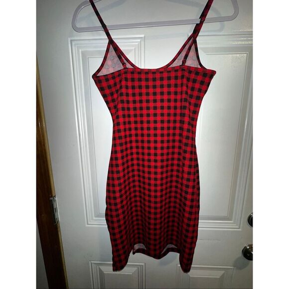SHEIN EZwear Buffalo Plaid Slit Cami Bodycon Mini Dress – Red & Black, Size Medi - Picture 4 of 8